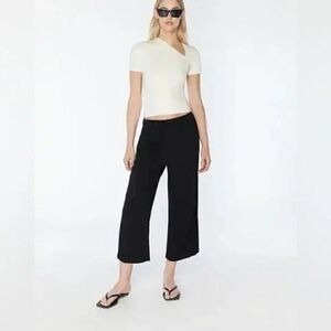 Oak and Fort Black Wide Leg Crop Pull On Pants with Pockets